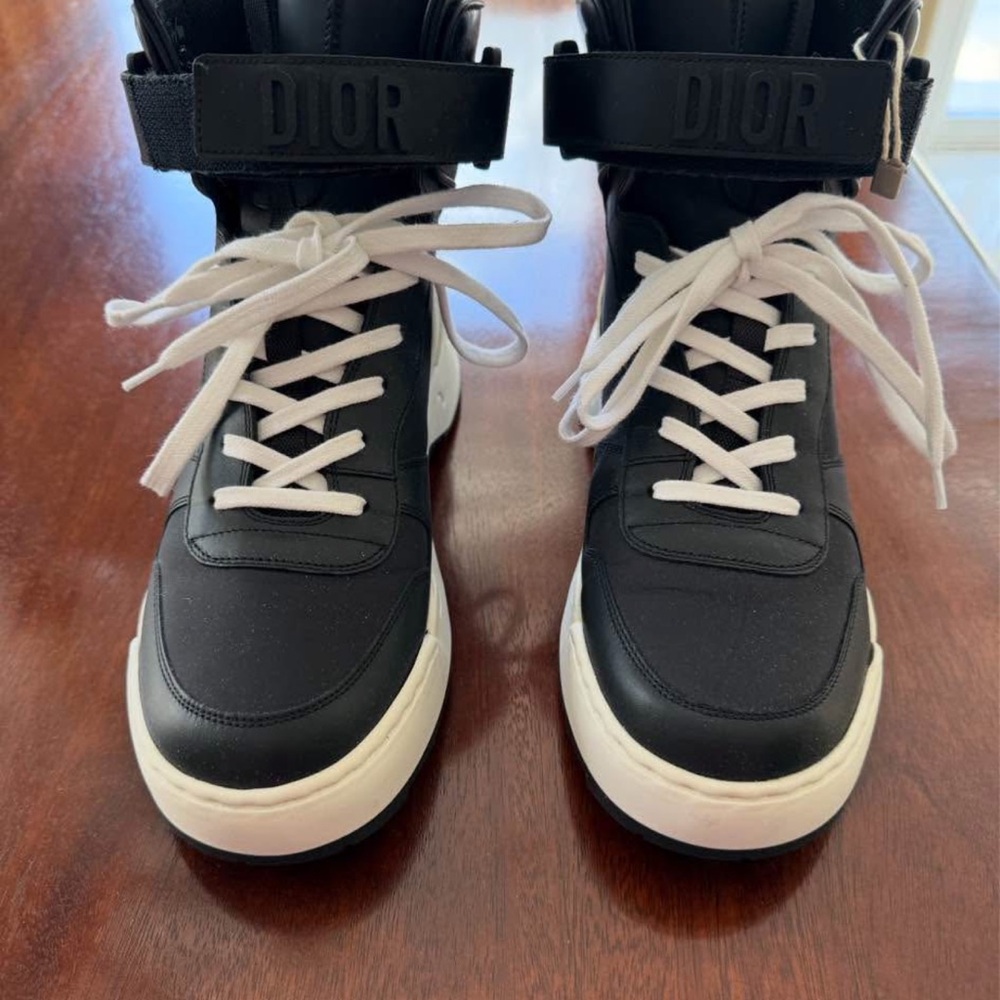 Dior female Black High-Top Sneakers